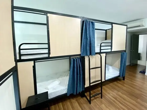 Ortak Ranzalı Oda, 1 Tek Kişilik Yatak (10-Bed Room)