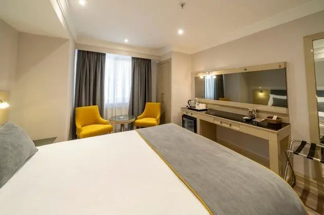 Standart Oda, Şehir Manzaralı