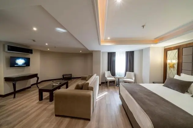 Suite, Şehir Manzaralı
