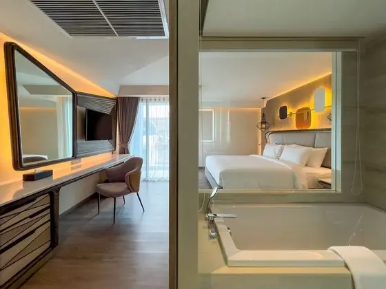 Premier King Bed Room