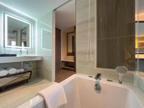 Premier King Bed Room