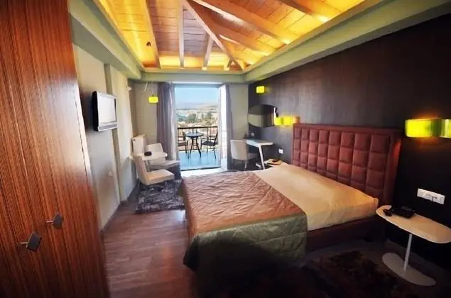 Deluxe Tek Büyük Yataklı Oda, Deniz Manzaralı