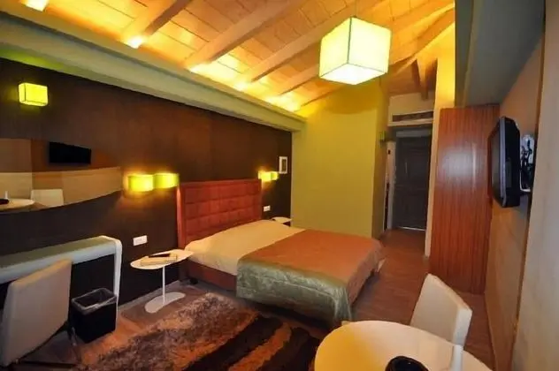 Deluxe Tek Büyük Yataklı Oda, Deniz Manzaralı