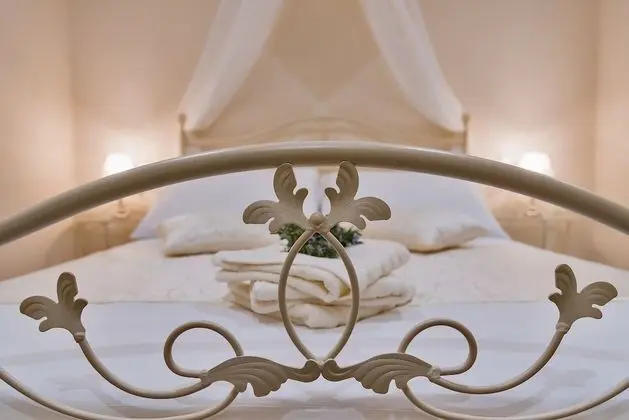 Villa (6 Bedroom Villa with Terrace and Pool)