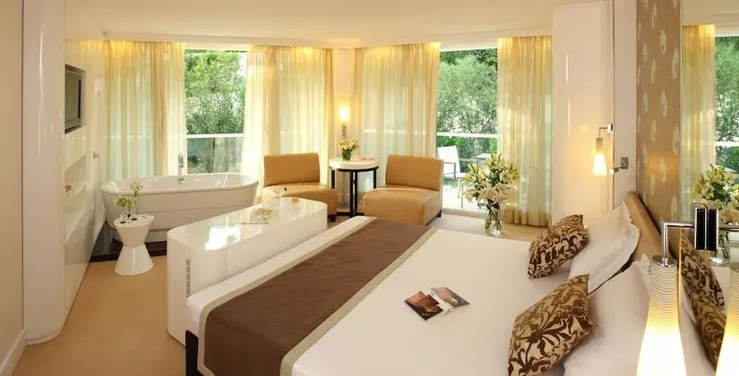 Deluxe Oda, Balkon