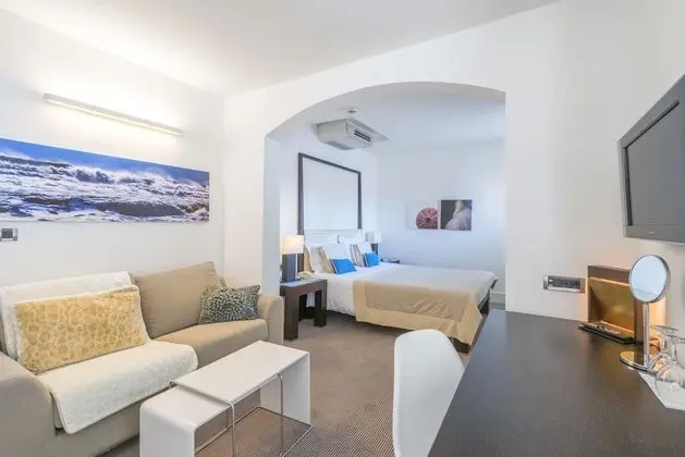 Stüdyo Süit, Balkon