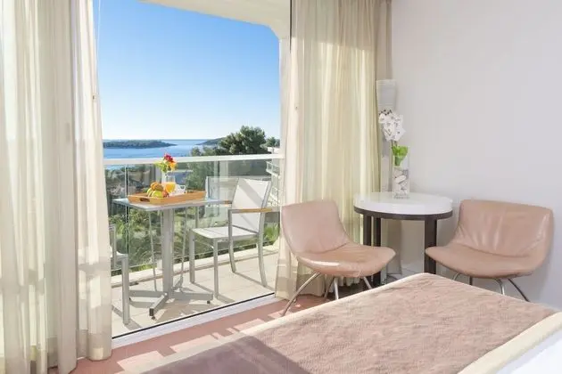 Superior Tek Büyük Yataklı Oda, Balkon, Deniz Manzaralı