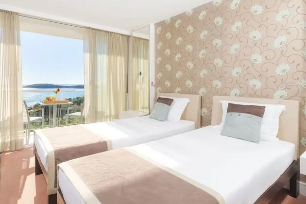 Superior Tek Büyük Yataklı Oda, Balkon, Deniz Manzaralı