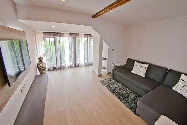 Panoramic Apart Daire, Deniz Manzaralı