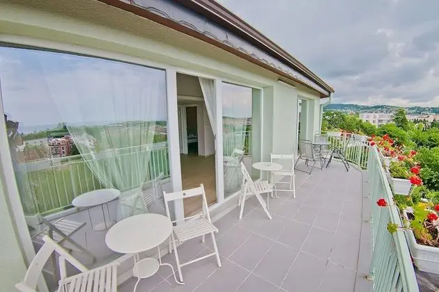 Panoramic Apart Daire, Deniz Manzaralı