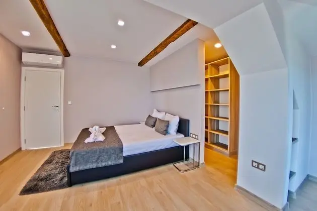 Panoramic Apart Daire, Deniz Manzaralı