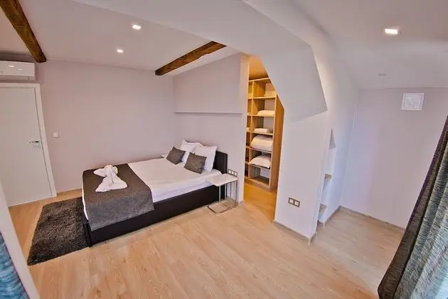 Panoramic Apart Daire, Deniz Manzaralı