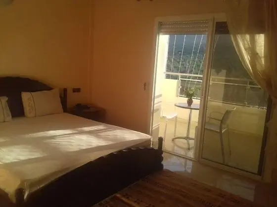 Luxury Oda, Balkon