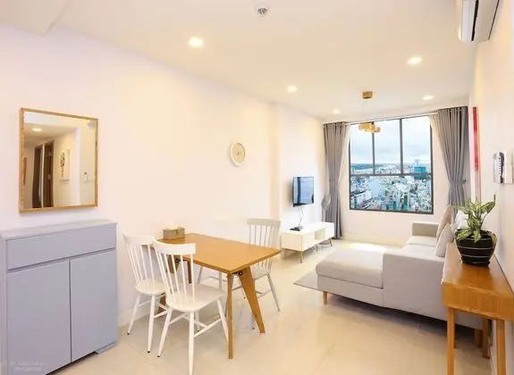 Apart Daire, 2 Yatak Odası, Balkon, Nehir Manzaralı