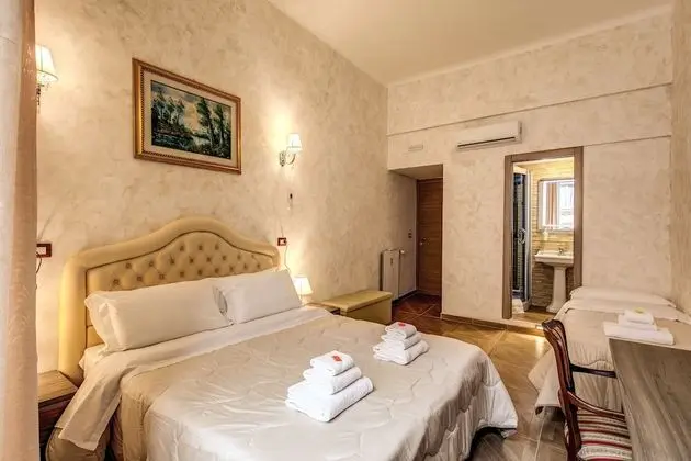 Deluxe Üç Kişilik Oda
