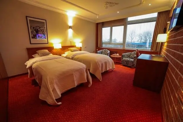 Comfort İki Ayrı Yataklı Oda, 2 Tek Kişilik Yatak, Küvet