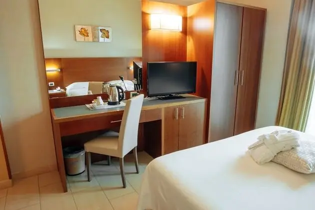 Tek Büyük veya İki Ayrı Yataklı Oda