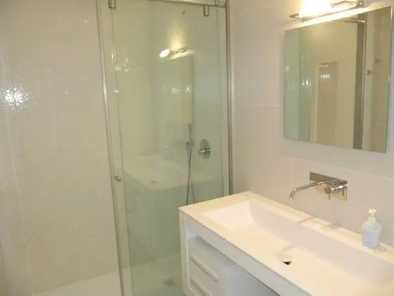 Tek Büyük Yataklı Oda, 1 Büyük (Queen) Boy Yatak