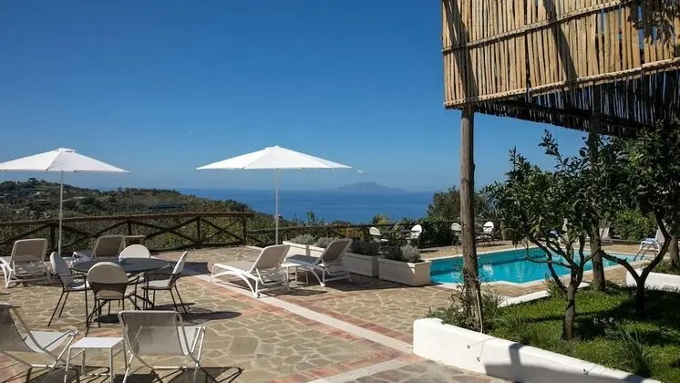 Villa, Sigara İçilebilir