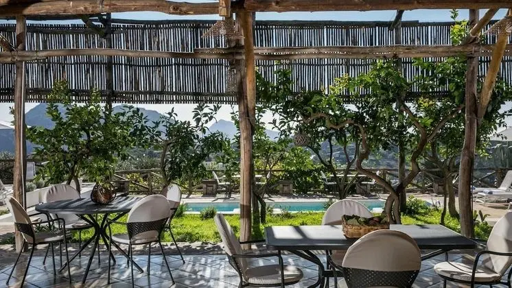Villa, Sigara İçilebilir