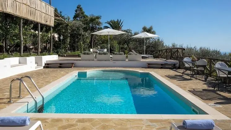 Villa, Sigara İçilebilir
