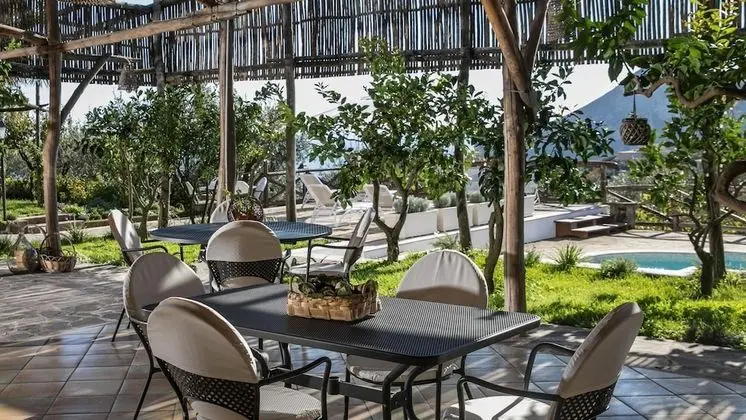 Villa, Sigara İçilebilir