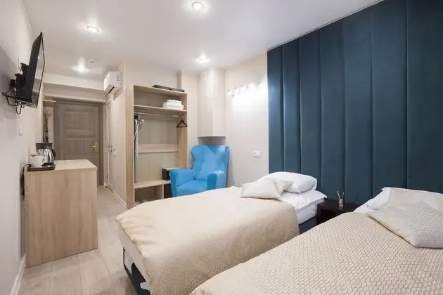 Comfort Tek Büyük veya İki Ayrı Yataklı Oda