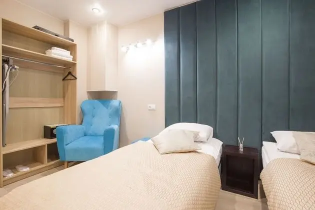 Comfort Tek Büyük veya İki Ayrı Yataklı Oda