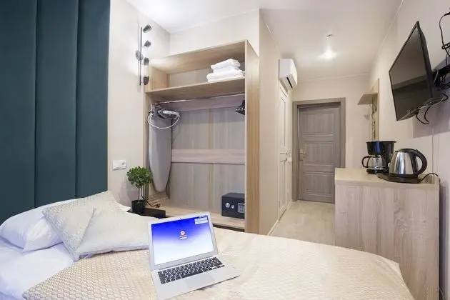 Tek Büyük Yataklı Oda