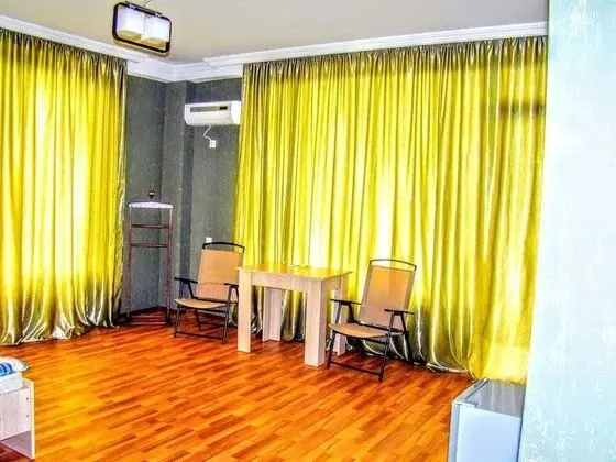 Superior Tek Büyük veya İki Ayrı Yataklı Oda, Avlu Manzaralı