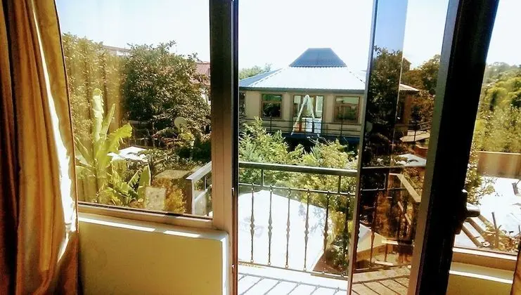 Superior Tek Büyük veya İki Ayrı Yataklı Oda, Avlu Manzaralı