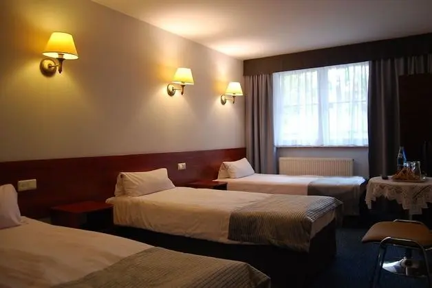 Business Üç Kişilik Oda