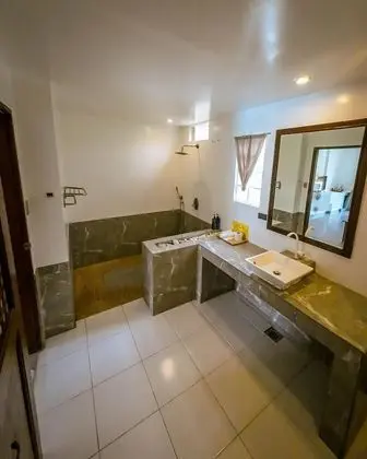 Deluxe Üç Kişilik Oda