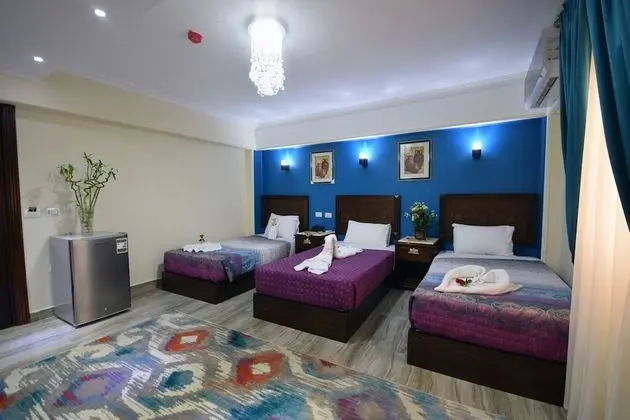Standard Üç Kişilik Oda, Şehir Manzaralı