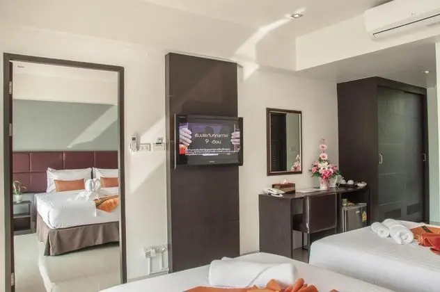 1 Çift Kişilik Veya 2 Tek Kişilik Yatak Deluxe Pool View