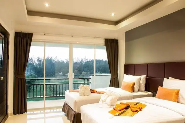 1 Çift Kişilik Veya 2 Tek Kişilik Yatak Deluxe Pool View