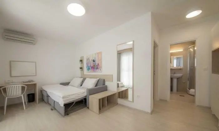 Suite with seaside balcony