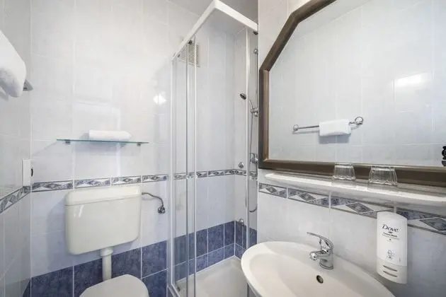 Tek Büyük Yataklı Oda, Balkon