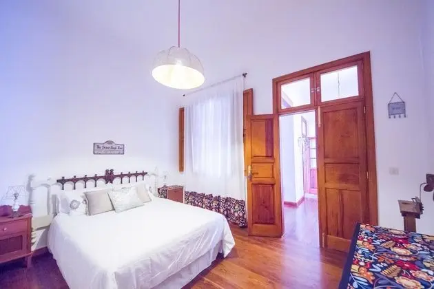 Economy Tek Büyük Yataklı Oda, 1 Büyük (Queen) Boy Yatak, Ortak Banyo