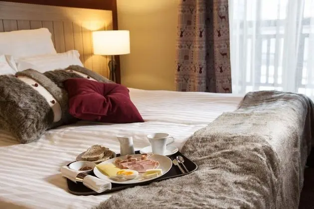 Tek Büyük veya İki Ayrı Yataklı Oda (Free Spa Access, WiFi, Fitness)