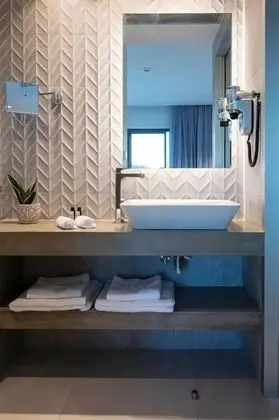 Deluxe Tek Büyük Yataklı Oda, Balkon