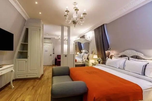 King Suite