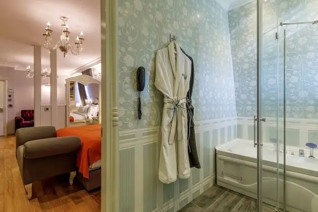 King Suite