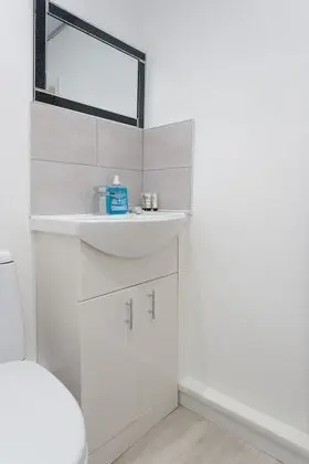 Stüdyo, Banyolu/Duşlu
