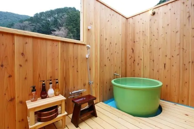 Oda (JPN/Western, Open-Air Bath, 30 sqm)