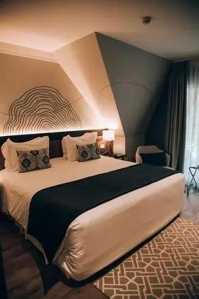 Deluxe Süit, Sigara İçilmez