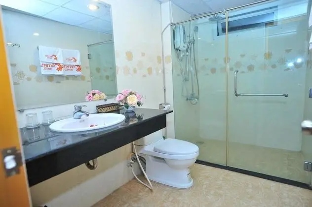 Deluxe Üç Kişilik Oda