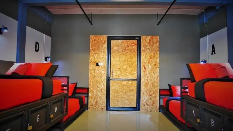 Mixed Dorm