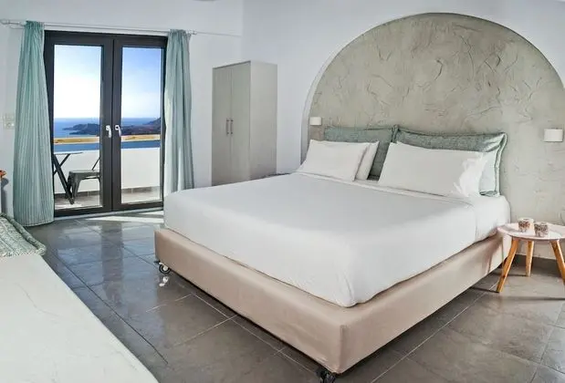 Superior Tek Büyük Yataklı Oda (Caldera View)