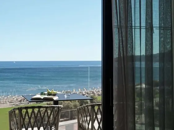 One-Bedroom Penthouse Suite Sea View